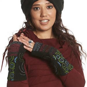 Fleece wrist warmers with spirals